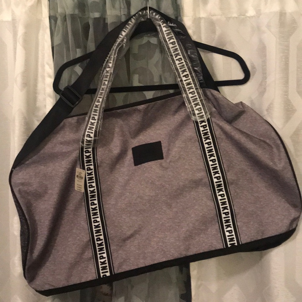 Pink Victoria Secret duffel bag, brand new.